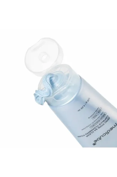 MEDICUBE Zero Pore Capsule Cleansing Foam